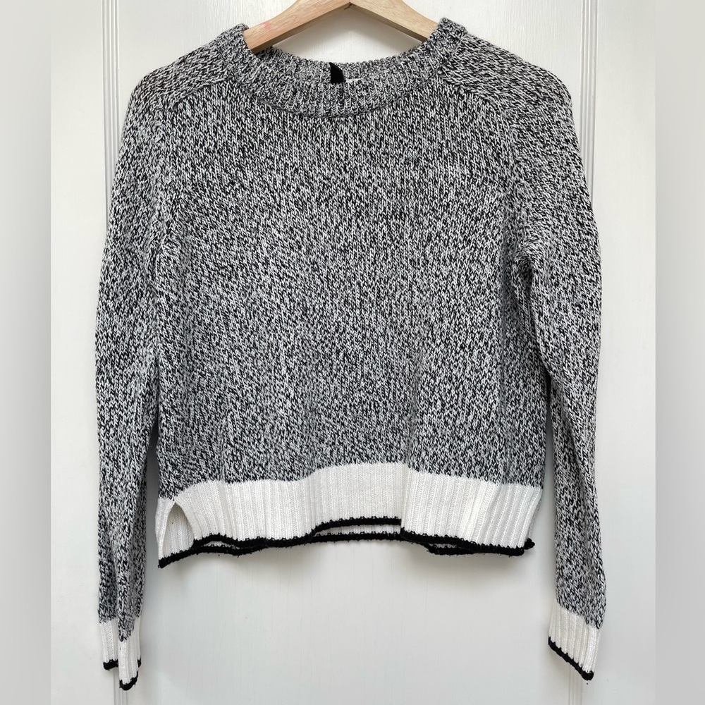H&M Divided Textured Grey Tri-Color Sweater